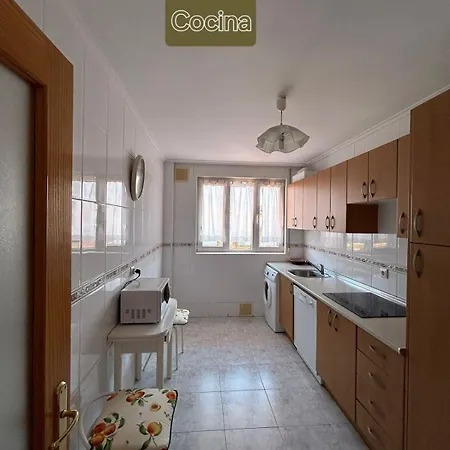 Atico Con Terraza En Lejlighed